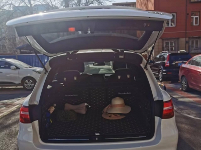 闲置京牌车长租-奔驰GLC260-京牌链-闲置京牌车长租：5100 元/月 奔驰GLC260 5座 汽油小轿车 尾号2 