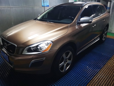 自用沃尔沃xc60出租-闲置京牌车长租：4600 元/月 沃尔沃xc60 R-Design 个性运动版 5座 汽油SUV 尾号0 