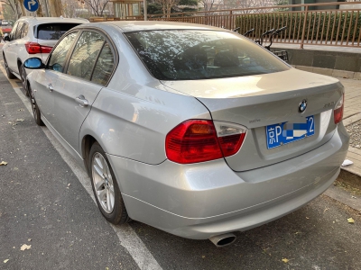 鲸牌链-京牌车长租平台-闲置京牌车长租：2500 元/月 宝马BMW 320ⅰ 5座 汽油小轿车 尾号2 