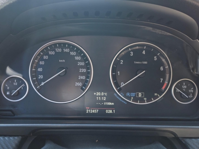 鲸牌链-京牌车长租平台-闲置京牌车长租：2700 元/月 宝马BMW 525豪华 5座 汽油小轿车 尾号2 