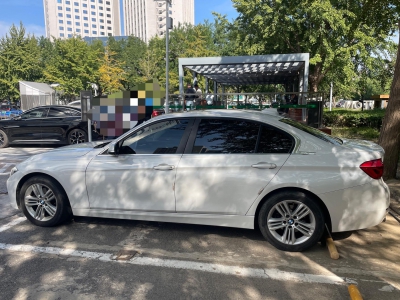 鲸牌链-京牌车长租平台-闲置京牌车长租：3600 元/月 宝马BMW 320Li 5座 汽油小轿车 尾号0 