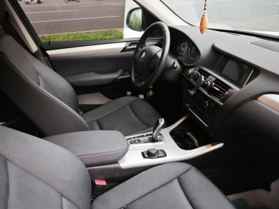 鲸牌链-京牌车长租平台-闲置京牌车长租：3500 元/月 宝马BMW X3 2.0 5座 汽油SUV 尾号2 