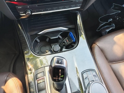 鲸牌链-京牌车长租平台-闲置京牌车长租：3500 元/月 宝马BMW X3 5座 汽油SUV 尾号6 