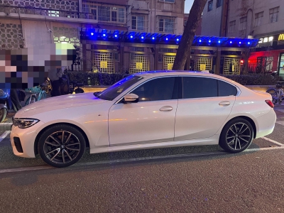 鲸牌链-京牌车长租平台-闲置京牌车长租：4000 元/月 宝马BMW 320li 5座 汽油小轿车 尾号2 