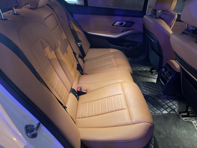 鲸牌链-京牌车长租平台-闲置京牌车长租：4000 元/月 宝马BMW 320li 5座 汽油小轿车 尾号2 