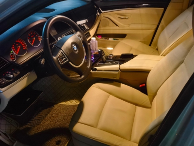 鲸牌链-京牌车长租平台-闲置京牌车长租：4000 元/月 宝马BMW 523 5座 汽油小轿车 尾号7 