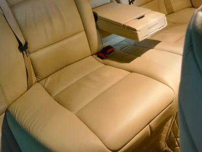 鲸牌链-京牌车长租平台-闲置京牌车长租：4000 元/月 宝马BMW 523 5座 汽油小轿车 尾号7 