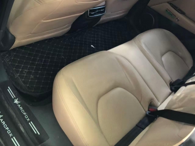 鲸牌链-京牌车长租平台-闲置京牌车长租：4100 元/月 北汽极狐阿尔法T5pro 5座 纯电SUV 尾号1 