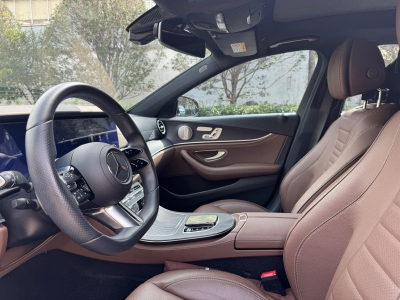 鲸牌链-京牌车长租平台-闲置京牌车长租：9500 元/月 奔驰E300 豪华 5座 汽油小轿车 尾号9 