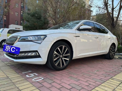 鲸牌链-京牌车长租平台-闲置京牌车长租：3300 元/月 斯柯达速派 5座 汽油小轿车 尾号1 