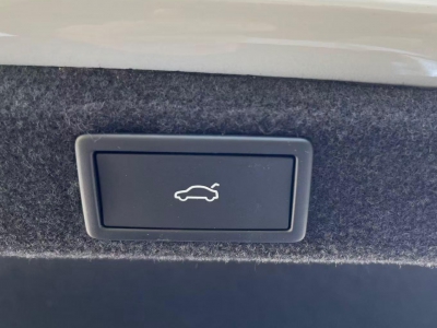 鲸牌链-京牌车长租平台-闲置京牌车长租：3300 元/月 斯柯达速派 5座 汽油小轿车 尾号1 