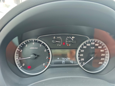 鲸牌链-京牌车长租平台-闲置京牌车长租：2500 元/月 日产经典轩逸大屏版 5座 汽油小轿车 尾号7 