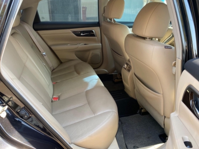 鲸牌链-京牌车长租平台-闲置京牌车长租：2300 元/月 日产天籁 5座 汽油小轿车 尾号7 