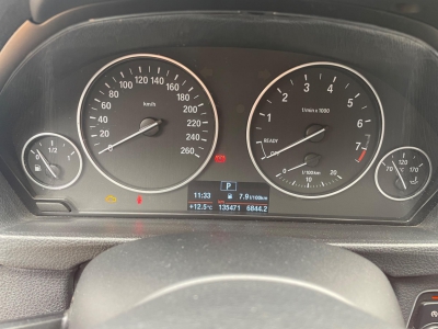 鲸牌链-京牌车长租平台-闲置京牌车长租：3400 元/月 宝马BMW 320Li 5座 汽油小轿车 尾号0 