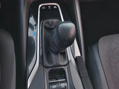 鲸牌链-京牌车长租平台-闲置京牌车长租：2200 元/月 丰田卡罗拉1.8混动双擎 5座 混动小轿车 尾号4 