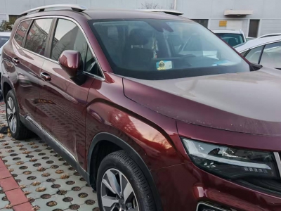 鲸牌链-京牌车长租平台-闲置京牌车长租：3000 元/月 吉利吉利豪越1.8TD+7DCT旗舰型 7座 汽油小轿车 尾号8 