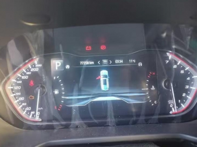 鲸牌链-京牌车长租平台-闲置京牌车长租：2899 元/月 上汽大通D90 7座 汽油小轿车 尾号8 