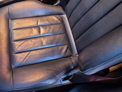 鲸牌链-京牌车长租平台-闲置京牌车长租：3000 元/月 奔驰E200 5座 汽油小轿车 尾号0 