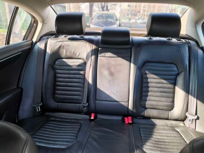 鲸牌链-京牌车长租平台-闲置京牌车长租：2500 元/月 大众迈腾1.8T豪华 5座 汽油小轿车 尾号8 