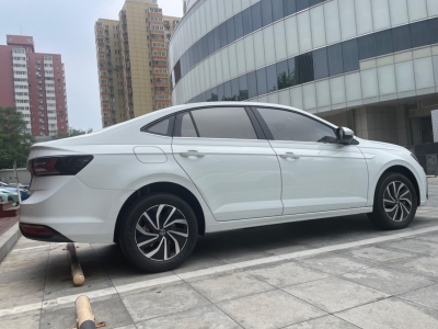 鲸牌链-京牌车长租平台-闲置京牌车长租：3200 元/月 大众朗逸新锐高配版 5座 汽油小轿车 尾号1 