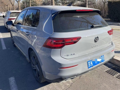 鲸牌链-京牌车长租平台-闲置京牌车长租：3200 元/月 大众高尔夫8r-line 5座 汽油小轿车 尾号8 