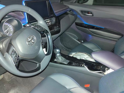 鲸牌链-京牌车长租平台-闲置京牌车长租：2900 元/月 丰田C-HR 5座 汽油SUV 尾号5 