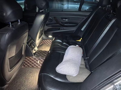 鲸牌链-京牌车长租平台-闲置京牌车长租：3500 元/月 宝马BMW 328li 5座 汽油小轿车 尾号7 