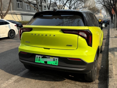 鲸牌链-京牌车长租平台-闲置京牌车长租:2600 元/月 吉利几何e萤火虫 霹雳虎版 5座 纯电小轿车 尾号1