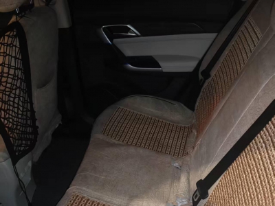 鲸牌链-京牌车长租平台-闲置京牌车长租：1700 元/月 北汽eu500 5座 纯电小轿车 尾号2 