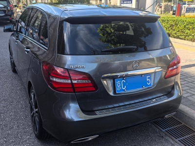 鲸牌链-京牌车长租平台-闲置京牌车长租：2900 元/月 奔驰B200 5座 汽油小轿车 尾号5 