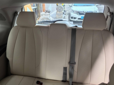 鲸牌链-京牌车长租平台-闲置京牌车长租：3200 元/月 别克GL8 7座 汽油MPV 尾号2 