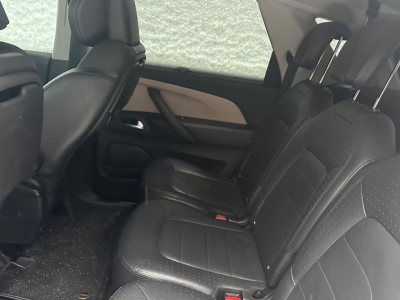 鲸牌链-京牌车长租平台-闲置京牌车长租：2300 元/月 雪铁龙进口c4毕加索 5座 汽油小轿车 尾号6 