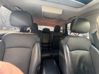 鲸牌链-京牌车长租平台-闲置京牌车长租：2600 元/月 其他道奇酷威2.4L 7座 汽油小轿车 尾号9 