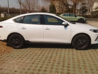 鲸牌链-京牌车长租平台-闲置京牌车长租：3500 元/月 比亚迪秦Plus  EV 510km 5座 纯电小轿车 尾号5 