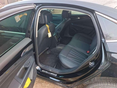 鲸牌链-京牌车长租平台-闲置京牌车长租：4800 元/月 大众帕萨特 5座 汽油小轿车 尾号8 