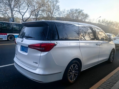 鲸牌链-京牌车长租平台-闲置京牌车长租：3800 元/月 别克GL8 7座 汽油商务车 尾号0 