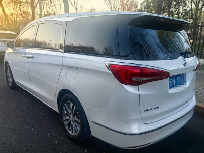 鲸牌链-京牌车长租平台-闲置京牌车长租：3800 元/月 别克GL8 7座 汽油商务车 尾号0 