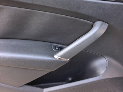 鲸牌链-京牌车长租平台-闲置京牌车长租：2100 元/月 大众帕萨特 5座 汽油小轿车 尾号0 