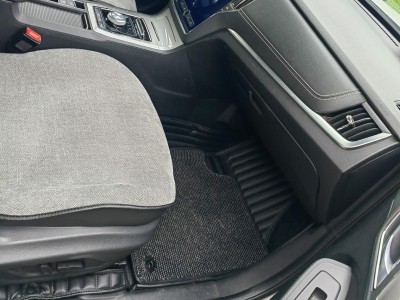 鲸牌链-京牌车长租平台-闲置京牌车长租：2200 元/月 上汽荣威 ERX5 EV400 5座 纯电SUV 尾号5 