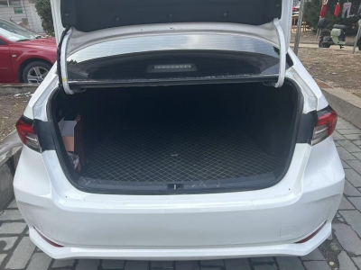 鲸牌链-京牌车长租平台-闲置京牌车长租：2800 元/月 丰田卡罗拉 5座 混动小轿车 尾号5 