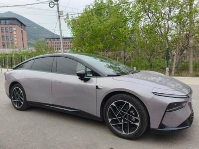 鲸牌链-京牌车长租平台-闲置京牌车长租：4500 元/月 小鹏P7+ 5座 纯电小轿车 尾号1 