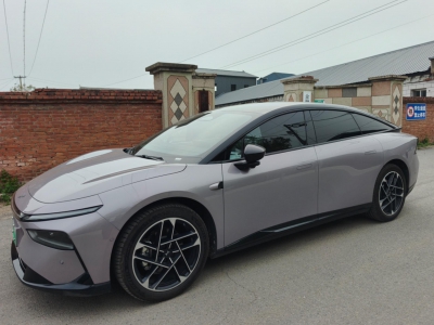 鲸牌链-京牌车长租平台-闲置京牌车长租：4500 元/月 小鹏P7+ 5座 纯电小轿车 尾号1 