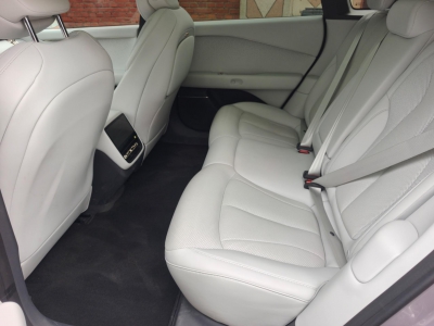 鲸牌链-京牌车长租平台-闲置京牌车长租：4500 元/月 小鹏P7+ 5座 纯电小轿车 尾号1 