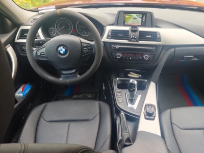 鲸牌链-京牌车长租平台-闲置京牌车长租：2800 元/月 宝马BMW 320Li 5座 汽油小轿车 尾号0 