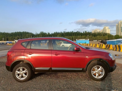 鲸牌链-京牌车长租平台-闲置京牌车长租：2260 元/月 日产逍客2.0 CVT 2WD SUV 5座 汽油小轿车 尾号1 