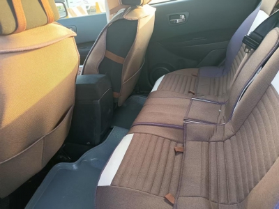 鲸牌链-京牌车长租平台-闲置京牌车长租：2260 元/月 日产逍客2.0 CVT 2WD SUV 5座 汽油小轿车 尾号1 