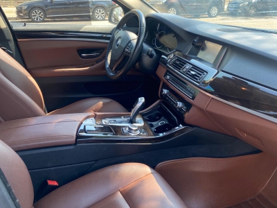鲸牌链-京牌车长租平台-闲置京牌车长租：3200 元/月 宝马BMW 525Li 5座 汽油小轿车 尾号1 
