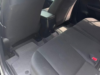 鲸牌链-京牌车长租平台-闲置京牌车长租：3000 元/月 丰田RAV4 5座 汽油小轿车 尾号9 