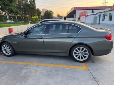 鲸牌链-京牌车长租平台-闲置京牌车长租：3200 元/月 宝马BMW 530 5座 汽油小轿车 尾号0 