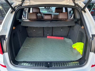 鲸牌链-京牌车长租平台-闲置京牌车长租：2800 元/月 宝马BMW X3 5座 汽油小轿车 尾号6 